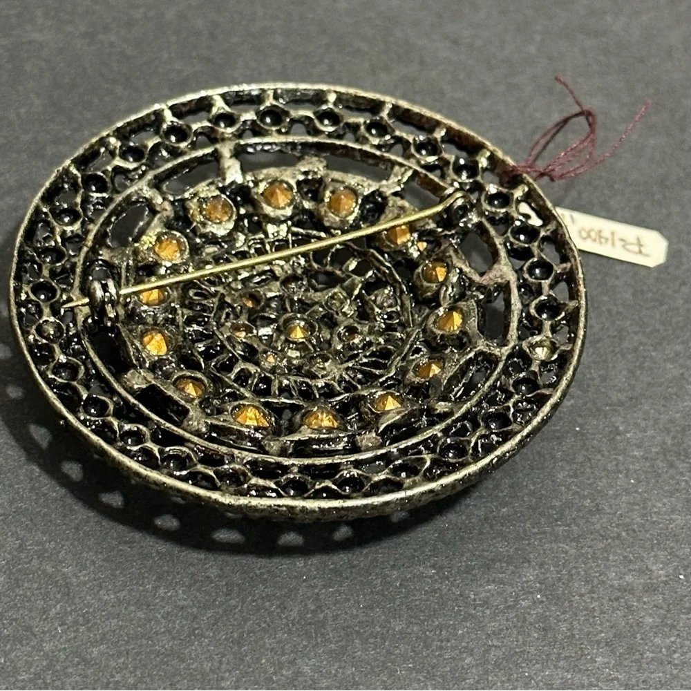 Vintage Rhinestone Pin - Picture 8 of 10